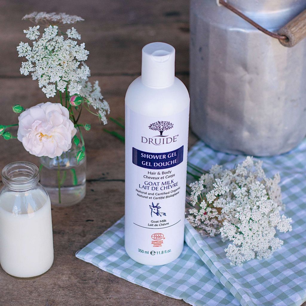 7 bienfaits du lait de chèvre pour la peau : guide et conseils d'utilisation